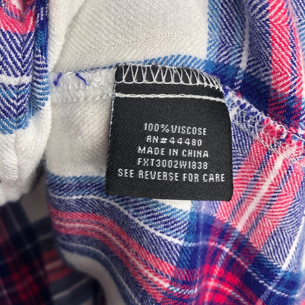 🤩*LIKE NEW* Tinsel Button-Up Flannel Top - Picture 7 of 8